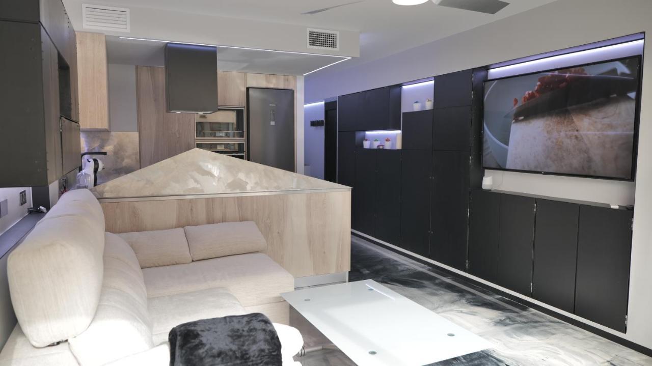 Appartamento La Farola - Luxury Domotic Flat in Puerto Deportivo Marbella Esterno foto